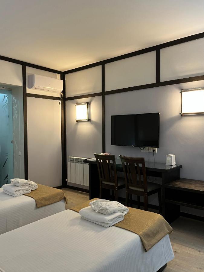 Orbita Hotel Shymkent Exterior photo